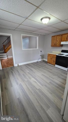 65 RACE ST, Trenton, NJ 08638