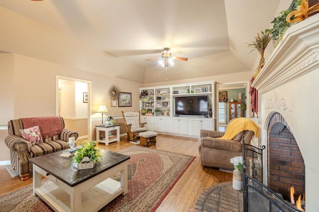 120 DAWN LN, Savannah, TN 38372