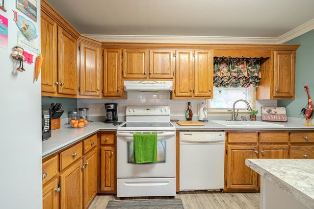 120 DAWN LN, Savannah, TN 38372