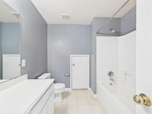 4702 Rolling View Court, Houston, TX 77345