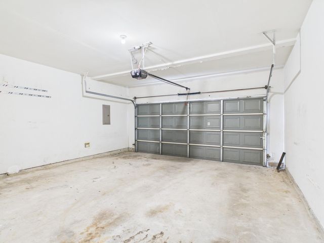 4702 Rolling View Court, Houston, TX 77345