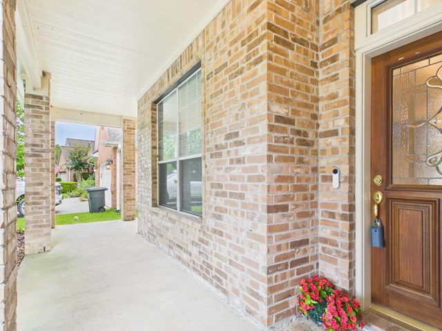 4702 Rolling View Court, Houston, TX 77345