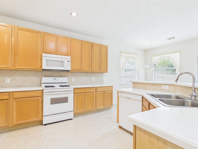 4702 Rolling View Court, Houston, TX 77345
