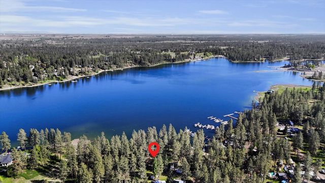13901 S Clear Lake Way, Cheney, WA 99004