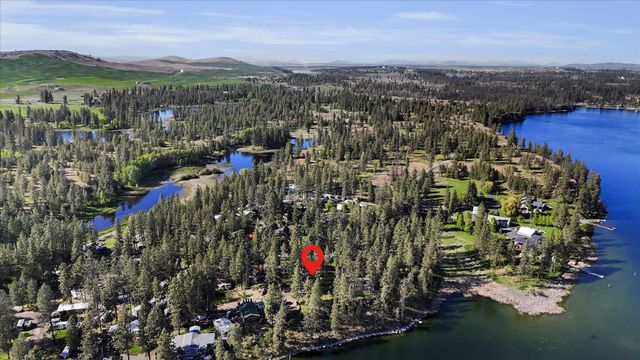 13901 S Clear Lake Way, Cheney, WA 99004