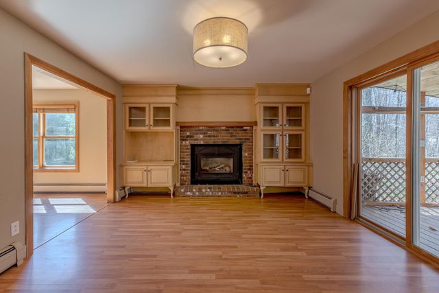 360 Mending Walls Road, Manchester, VT 05255