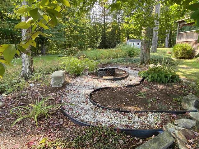 360 Mending Walls Road, Manchester, VT 05255