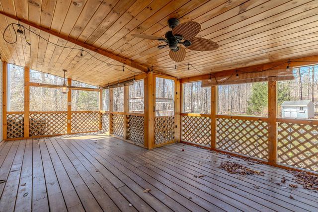 360 Mending Walls Road, Manchester, VT 05255