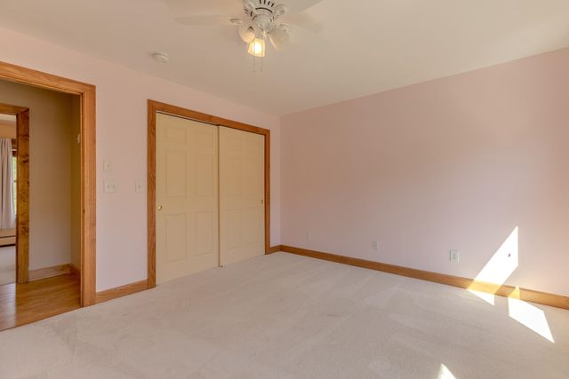 360 Mending Walls Road, Manchester, VT 05255