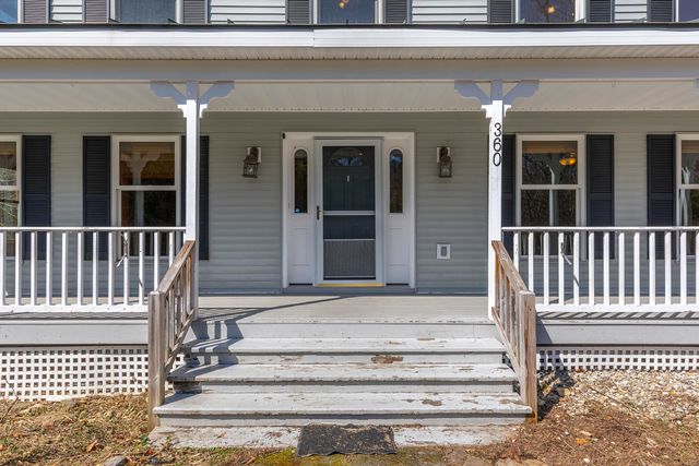 360 Mending Walls Road, Manchester, VT 05255