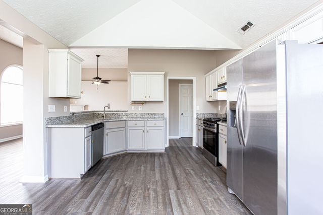 120 Unity Cove, Locust Grove, GA 30248
