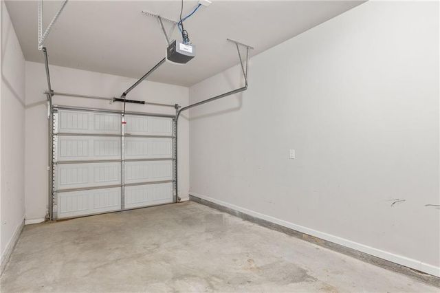 4497 Ravenwood Drive, Union City, GA 30291