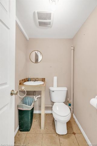 4280 Dove Road, Port Huron, MI 48060