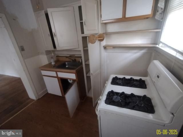 608 CHESTNUT HILL AVE, Baltimore, MD 21218