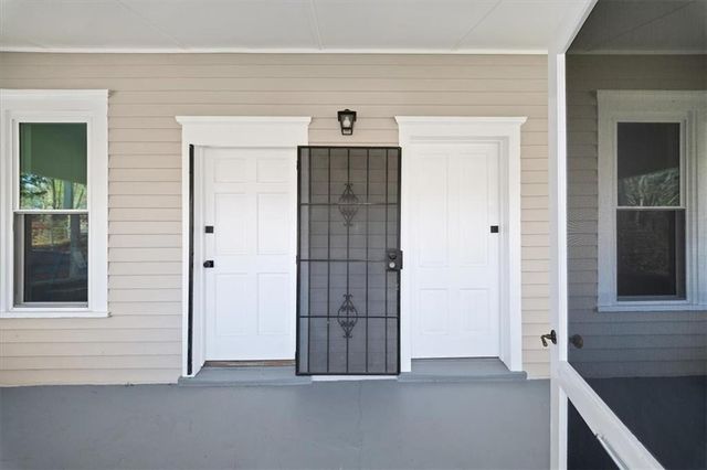 2997 Longmeadow Drive, Scottdale, GA 30079