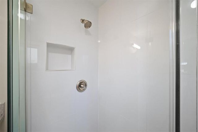 2997 Longmeadow Drive, Scottdale, GA 30079