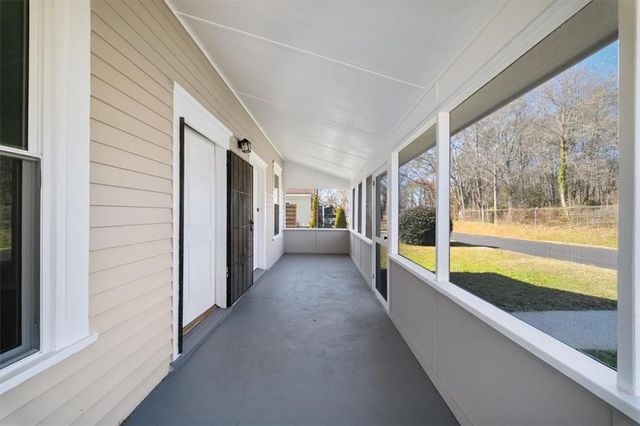 2997 Longmeadow Drive, Scottdale, GA 30079