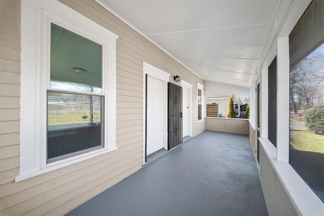 2997 Longmeadow Drive, Scottdale, GA 30079