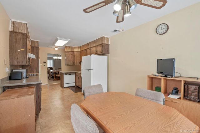 15 Thadford Street, East Northport, NY 11731