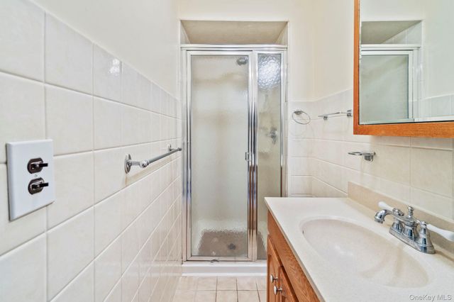 15 Thadford Street, East Northport, NY 11731