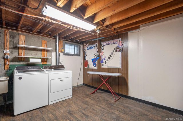 15 Thadford Street, East Northport, NY 11731