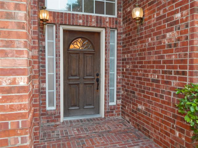 2514 Vista Creek Court, Garland, TX 75044