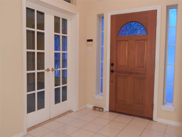 2514 Vista Creek Court, Garland, TX 75044