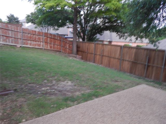 2514 Vista Creek Court, Garland, TX 75044