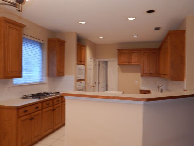 2514 Vista Creek Court, Garland, TX 75044