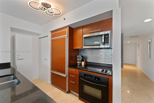 1830 S Ocean Dr 1612, Hallandale Beach, FL 33009