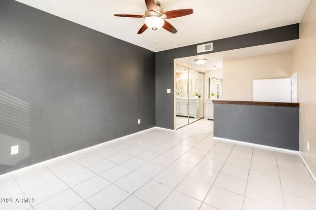 1432 W EMERALD Avenue 712, Mesa, AZ 85202