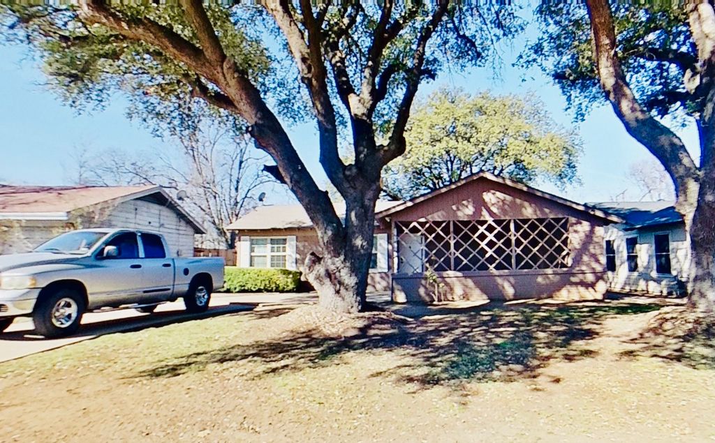 4604 Rector Avenue, Fort Worth, TX 76133