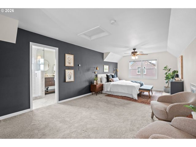 5824 Ne BROADWAY, Portland, OR 97213