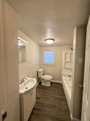 412 Woodbine Street, La Porte, IN 46350