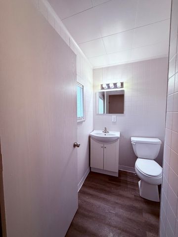 412 Woodbine Street, La Porte, IN 46350