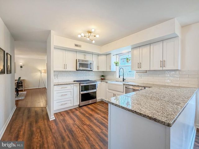 738 BRIDGEVIEW RD, Feasterville Trevose, PA 19053