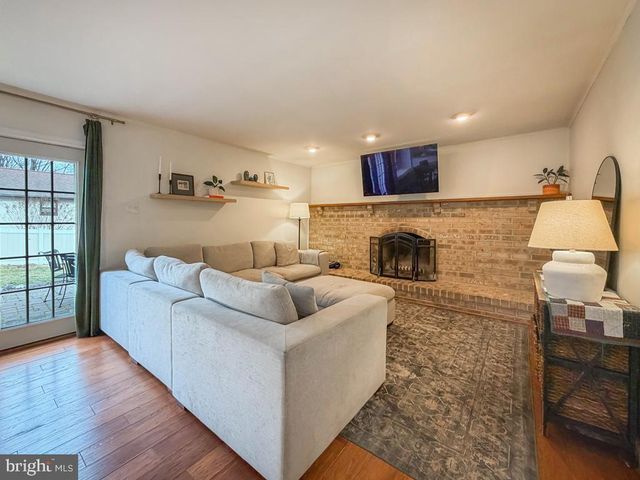 738 BRIDGEVIEW RD, Feasterville Trevose, PA 19053