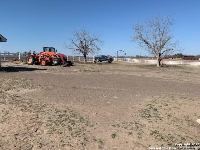480 Cr 6721, Natalia, TX 78059