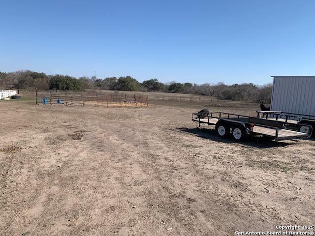 480 Cr 6721, Natalia, TX 78059