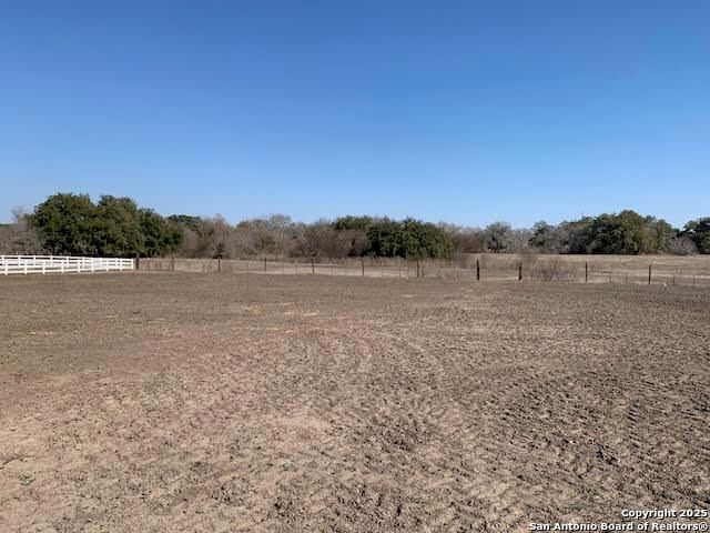 480 Cr 6721, Natalia, TX 78059