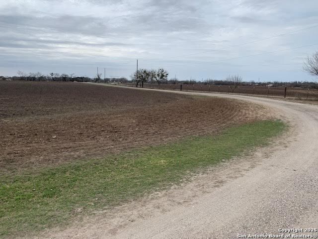 480 Cr 6721, Natalia, TX 78059