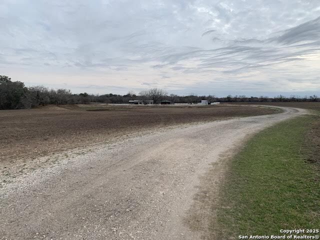 480 Cr 6721, Natalia, TX 78059