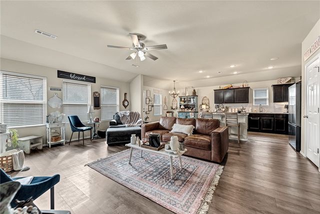 2400 Fennec Street, Siloam Springs, AR 72761