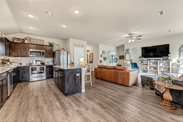 2400 Fennec Street, Siloam Springs, AR 72761