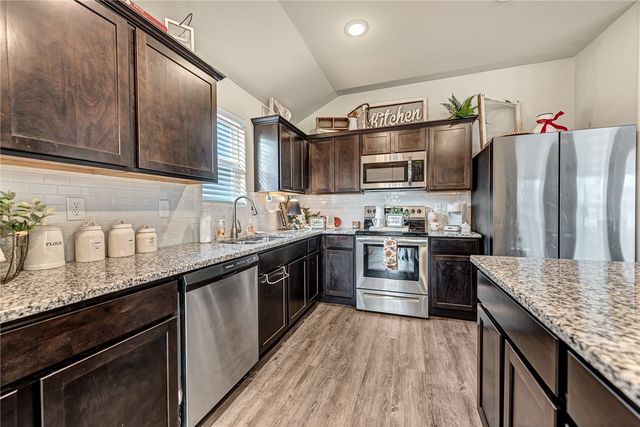 2400 Fennec Street, Siloam Springs, AR 72761