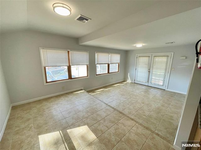 140 Carver Avenue, Westwood, NJ 07675