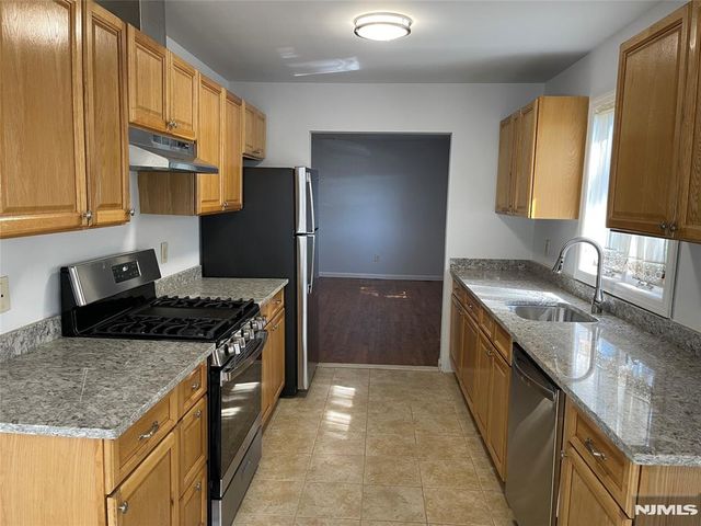 140 Carver Avenue, Westwood, NJ 07675