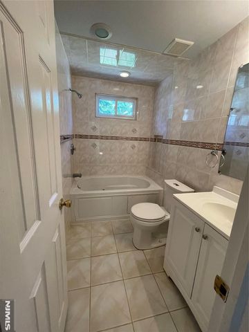 140 Carver Avenue, Westwood, NJ 07675