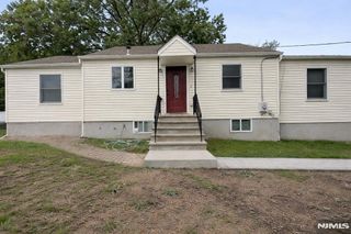 140 Carver Avenue, Westwood, NJ 07675