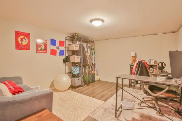 1120 S 15TH AVENUE, Wausau, WI 54401